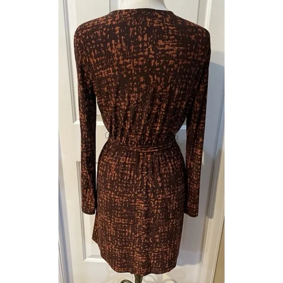 Daisy Fuentes Faux Wrap Dress Womens Size Small Long Sleeve Rust Brown - Picture 4 of 5